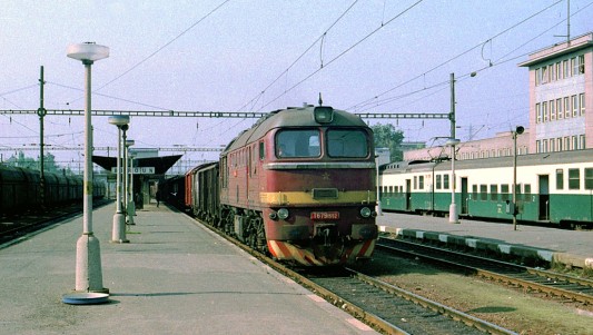 T-679