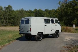 UAZ 3909