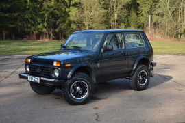 Lada 2121 Niva Bronto