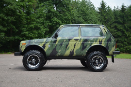 Lada 2121 Niva Bronto
