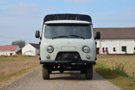 UAZ 3303