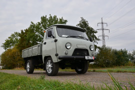 UAZ 3303