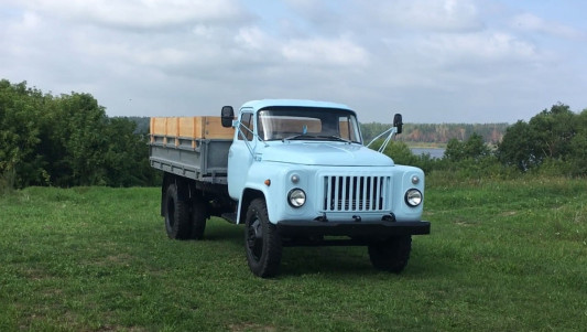 GAZ 53