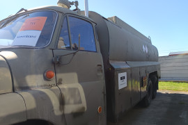 Tatra 148
