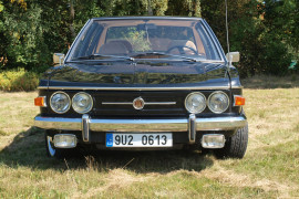 Tatra 613