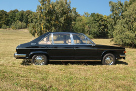Tatra 613