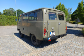 UAZ 452 Buchanka