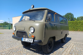 UAZ 452 Buchanka