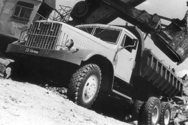 KrAZ-256