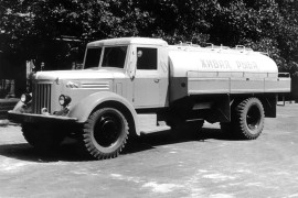 MAZ 200