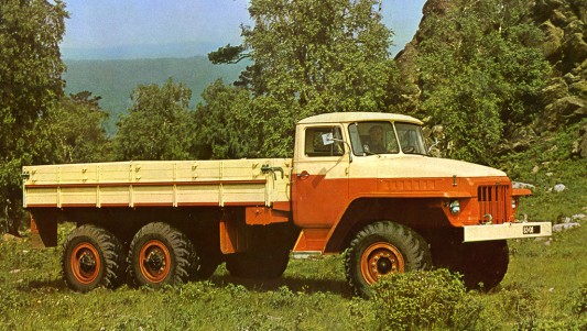 URAL 375D