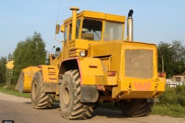 K-700 Kirovec