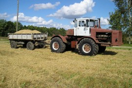 K-700 Kirovec