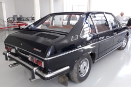Tatra 613