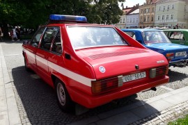 Tatra 613