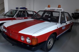 Tatra 613