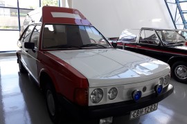 Tatra 613