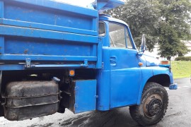 Tatra 148